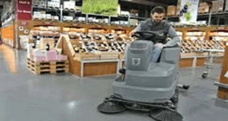 Nettoyage de boutiques et agences commerciales à Heusenstamm 63150